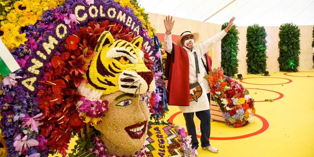Feria de las Flores Medellín Antioquia Silleteros Desfile de Silleteros