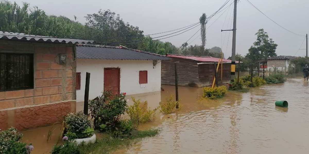 Defensoría del Pueblo advierte que 99 municipios están en alerta roja por riesgo de inundación