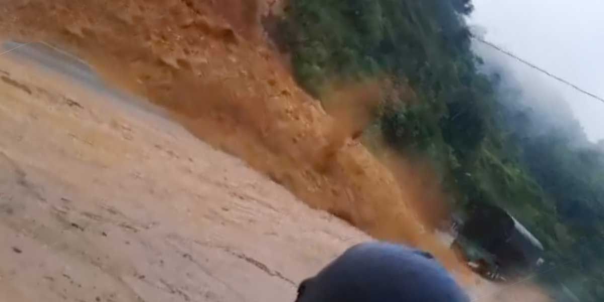 Dos muertos por deslizamiento de tierra en la autopista Medellín – Bogotá