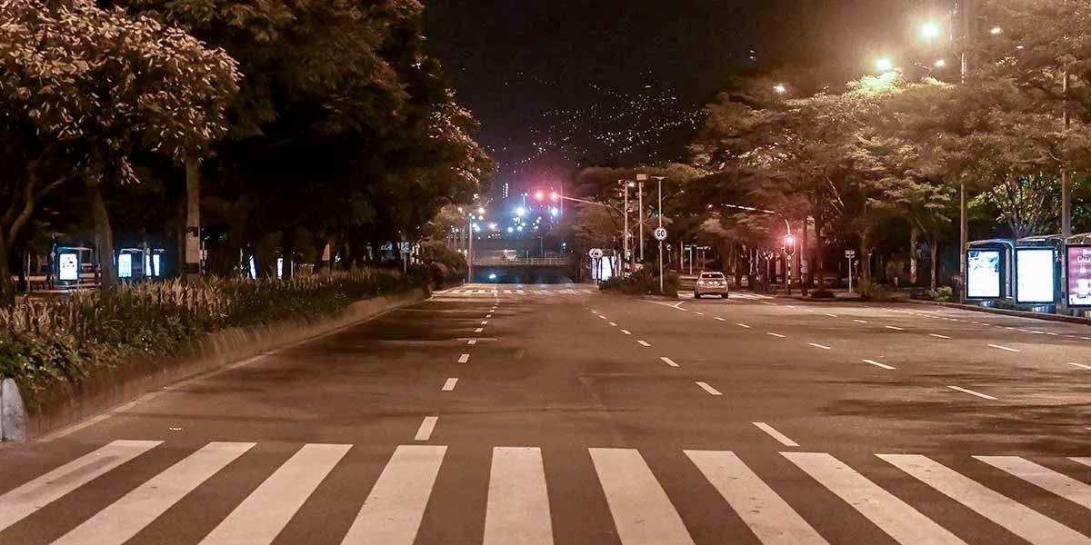 Medellín tendrá toque de queda continuo hasta el lunes