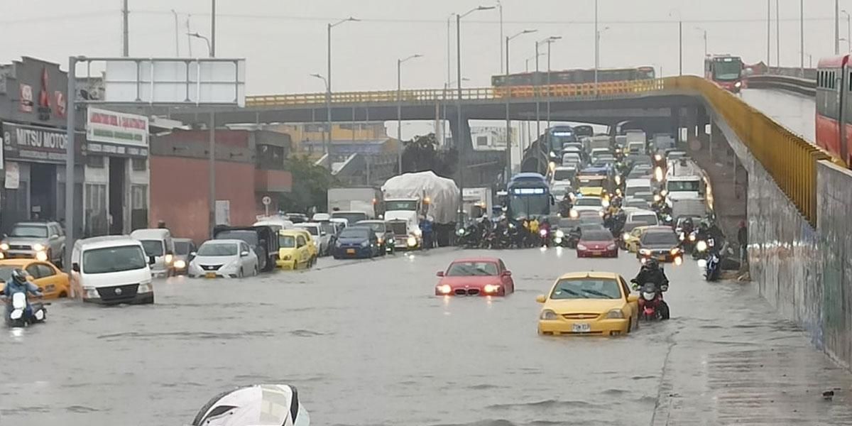 Bogotá Carrera 30 Inundación Lluvias