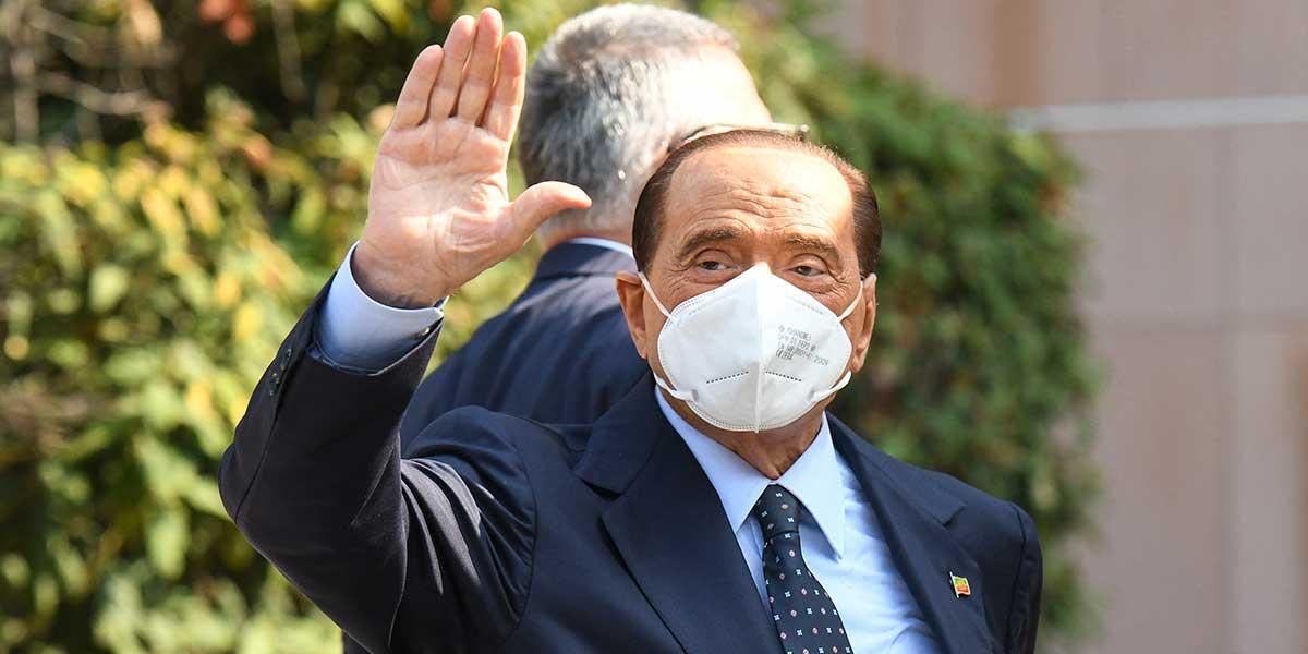 Italiano residente en Colombia dice que ha heredado fortuna de Silvio Berlusconi