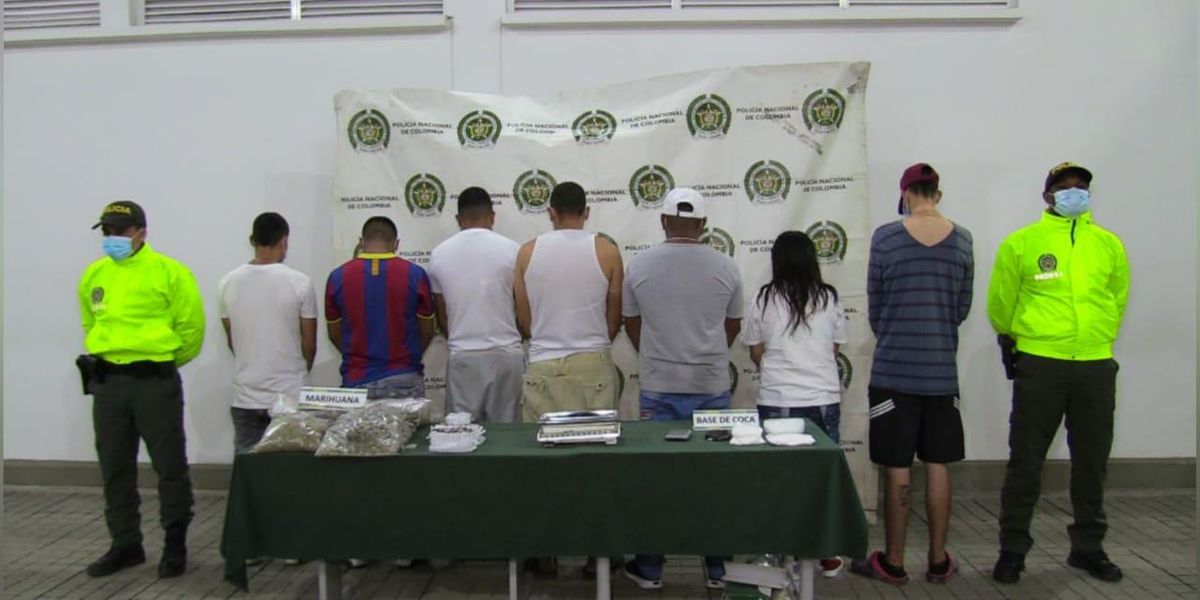 Cuatro policías entre los detenidos de una banda dedicada al expendio de droga en Cali