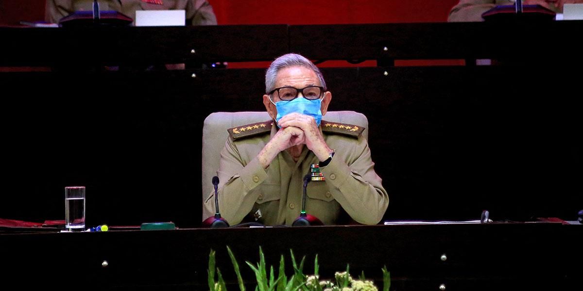 Raúl Castro anuncia su retiro como jefe del Partido Comunista de Cuba y propone un “diálogo respetuoso” con EE. UU.