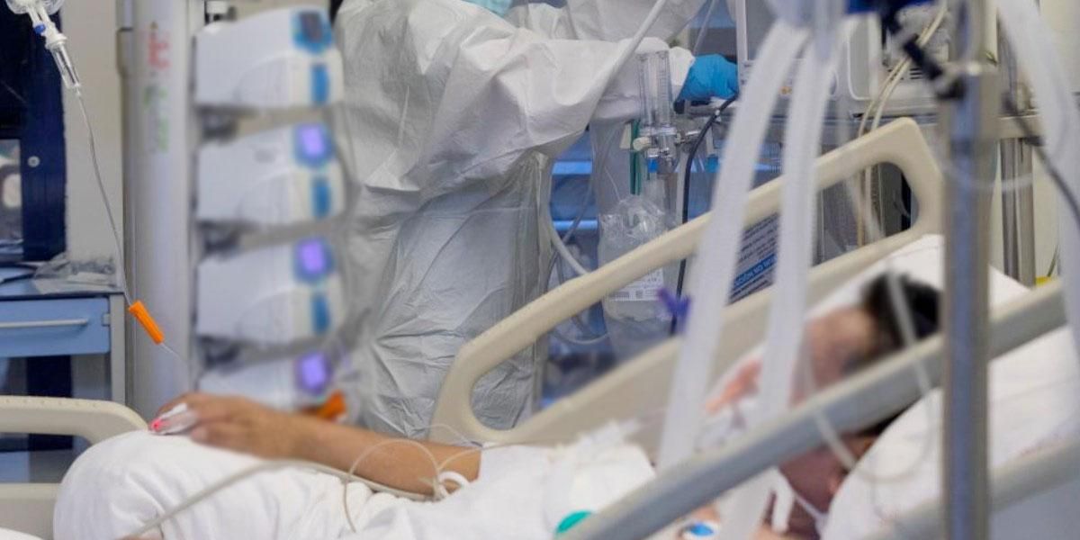 Gremio médico advierte una “situación de guerra” por avalancha de pacientes con COVID-19