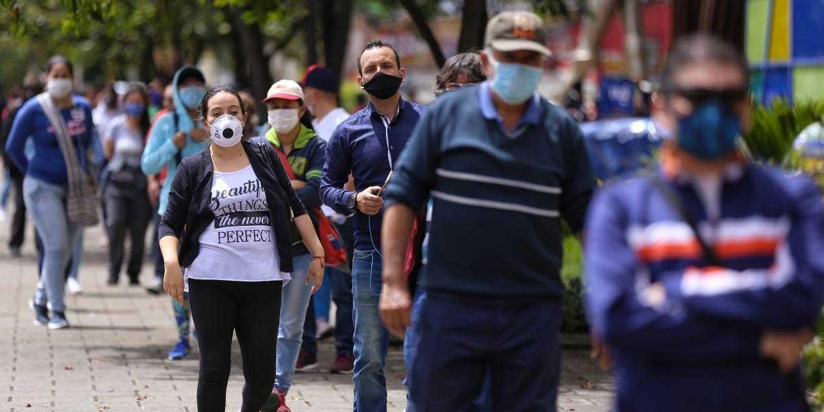 Bogotá mantiene las medidas para enfrentar el tercer pico de COVID-19