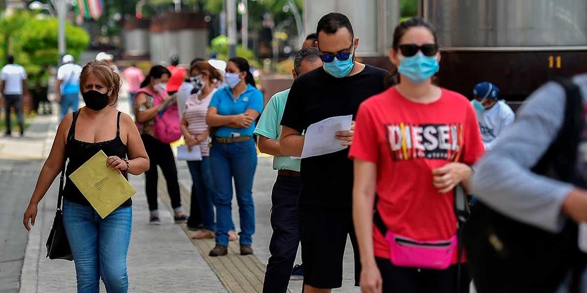 La pandemia expulsó a más de 2.1 millones de colombianos de la clase media a la pobreza