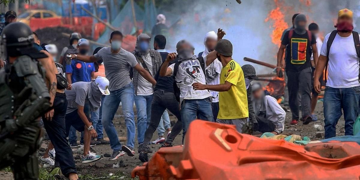Defensoría reporta 42 muertos en las protestas