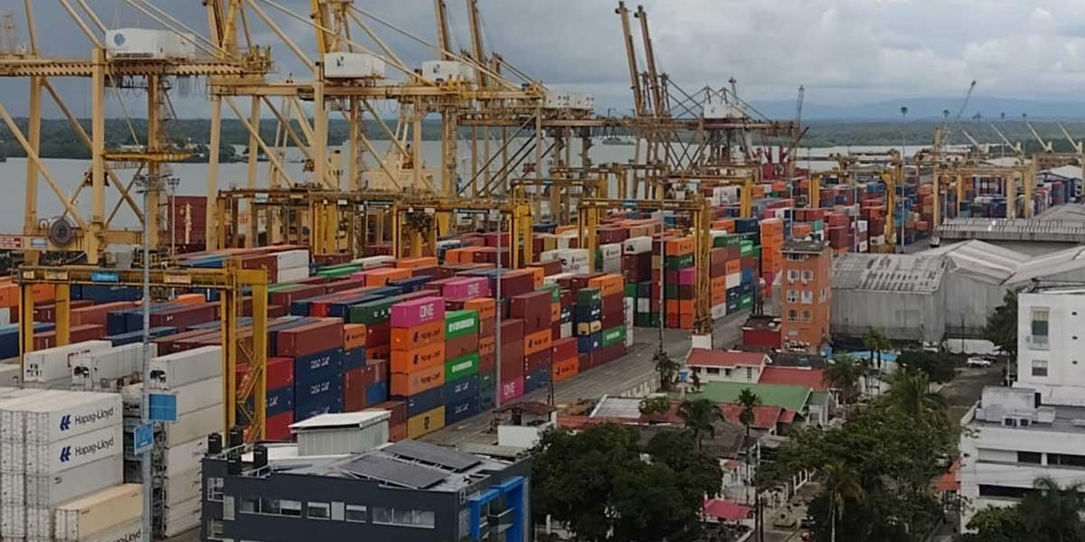 Por bloqueos, terminales marítimos de Buenaventura están llegando a su límite de capacidad