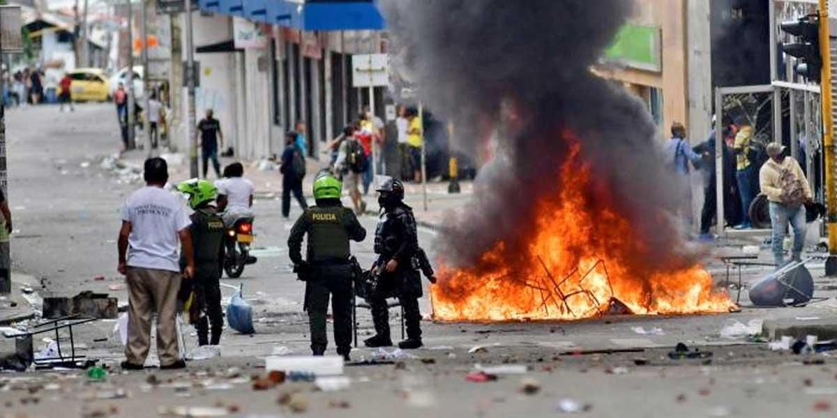 Alcalde de Medellín reveló que hubo infiltrados radicalizados durante protestas y actos vandálicos de días anteriores