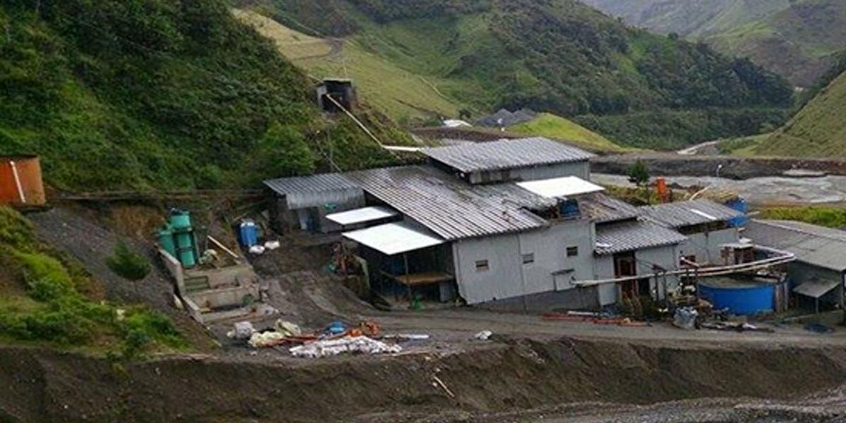 Contraloría investiga a la Minera El Roble por falta de pago en regalías