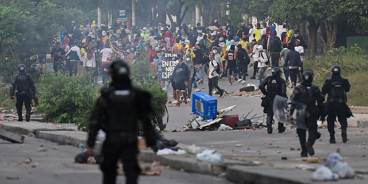 Dura jornada de disturbios en Barranquilla mientras Colombia jugaba contra Argentina