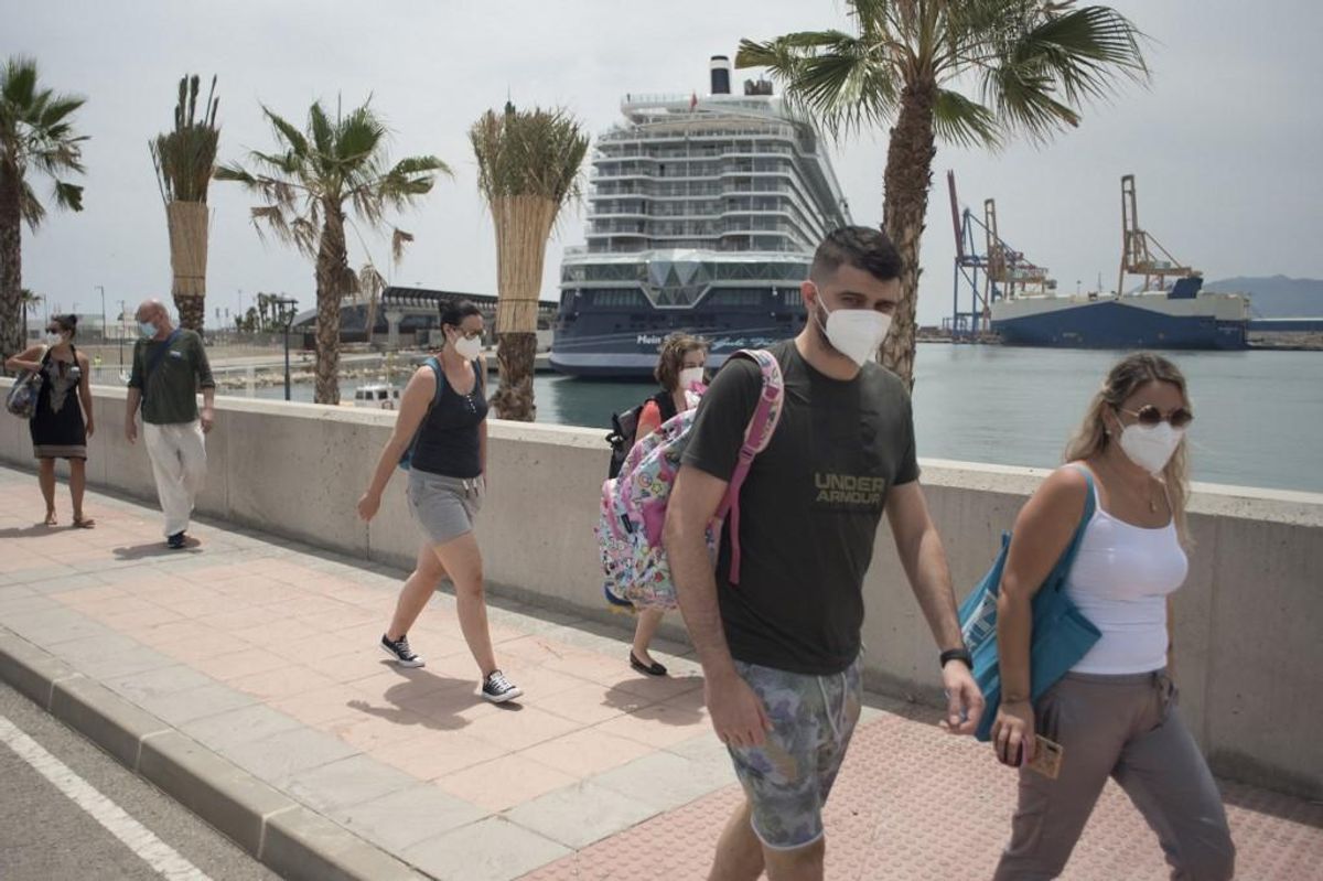 Desde el 26 de junio, España levantará el uso obligatorio de tapabocas al aire libre