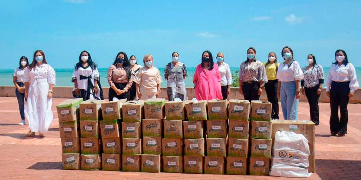 ‘Ayudar Nos Hace Bien’ entregó 33.600 unidades de leche, 700 mercados y 160 kits en La Guajira