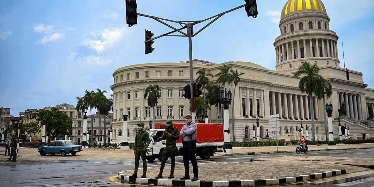 Calma tensa en una Cuba sin internet tras las protestas masivas del domingo