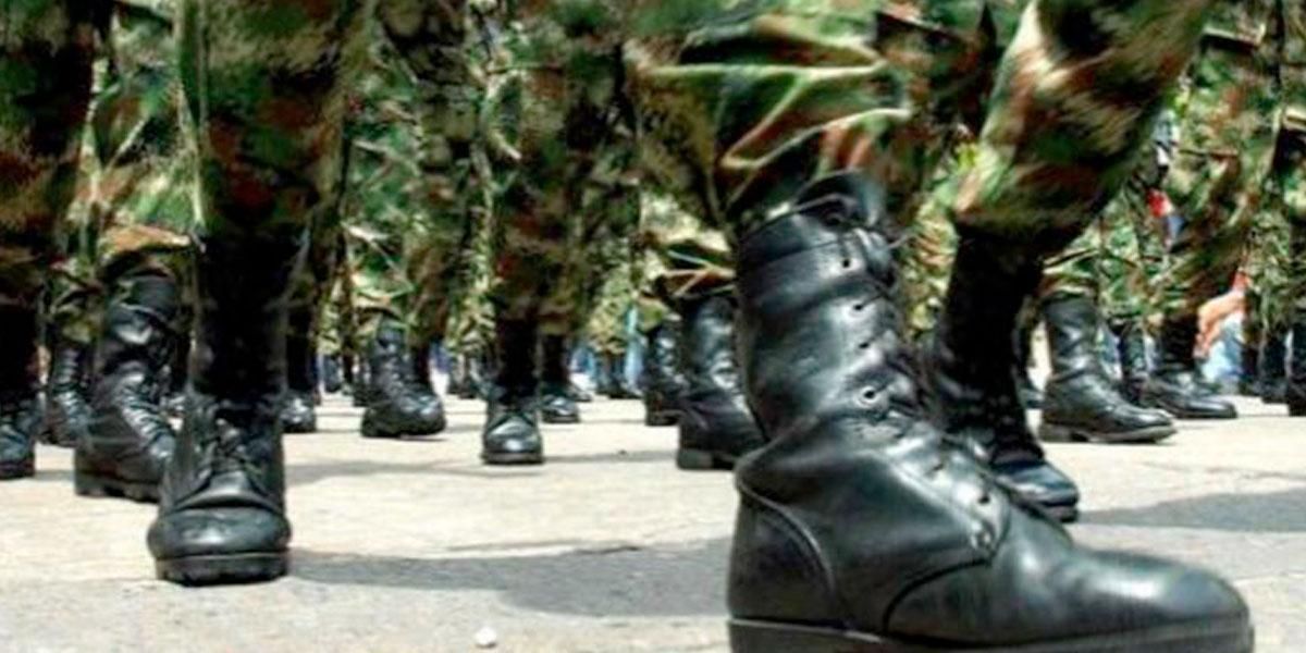 Más denuncias por falsos positivos: acusan a coronel y otros 14 militares