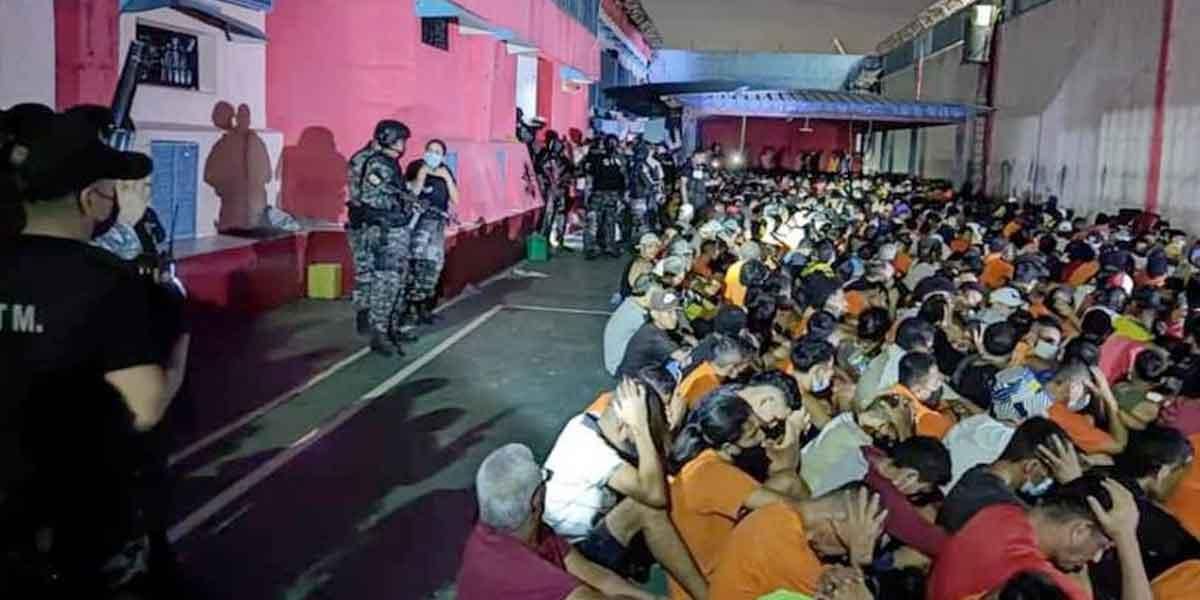 Al menos 18 presos muertos y varios policías heridos en dos cárceles de Ecuador