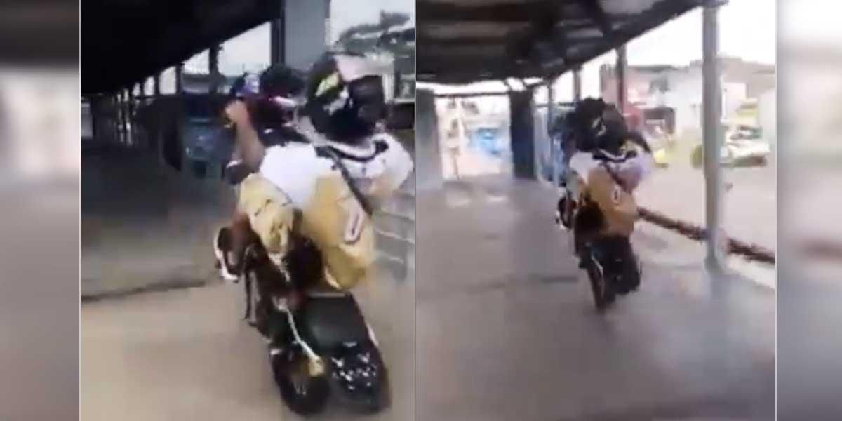 (Video) Indignación por acrobacias que hacen motociclistas en estaciones del MIO en Cali