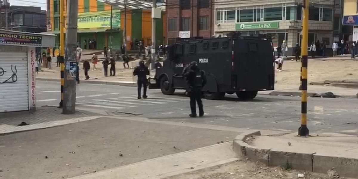 Al menos nueve policías heridos y 16 personas detenidas por enfrentamientos en Usme