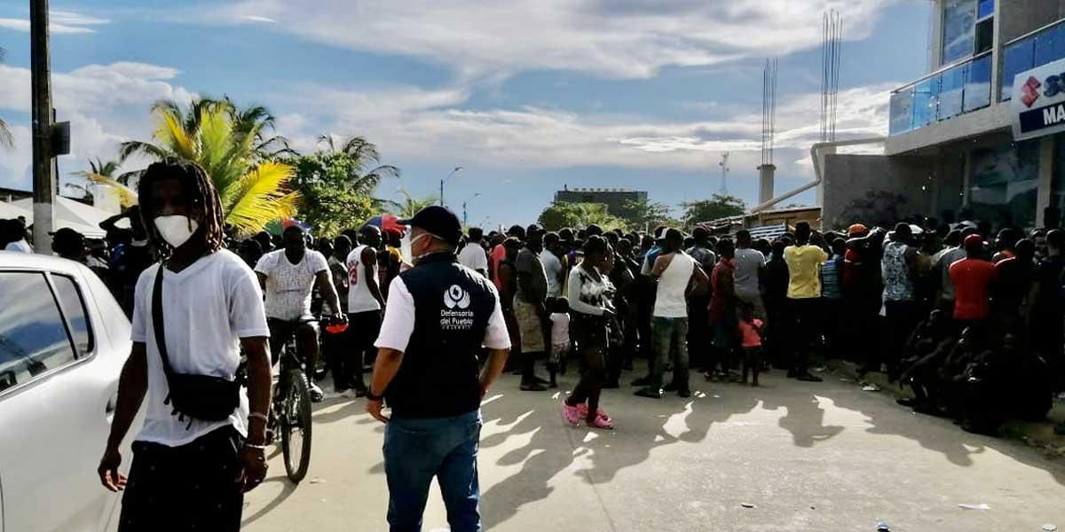 Defensoría del Pueblo visita Necoclí para verificar atención humanitaria a 15.000 migrantes