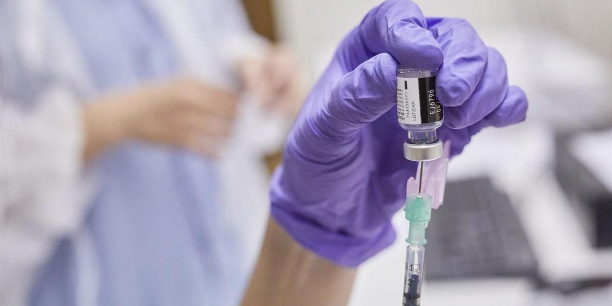MinTrabajo ordena a empresas facilitar permisos para ir a vacunarse