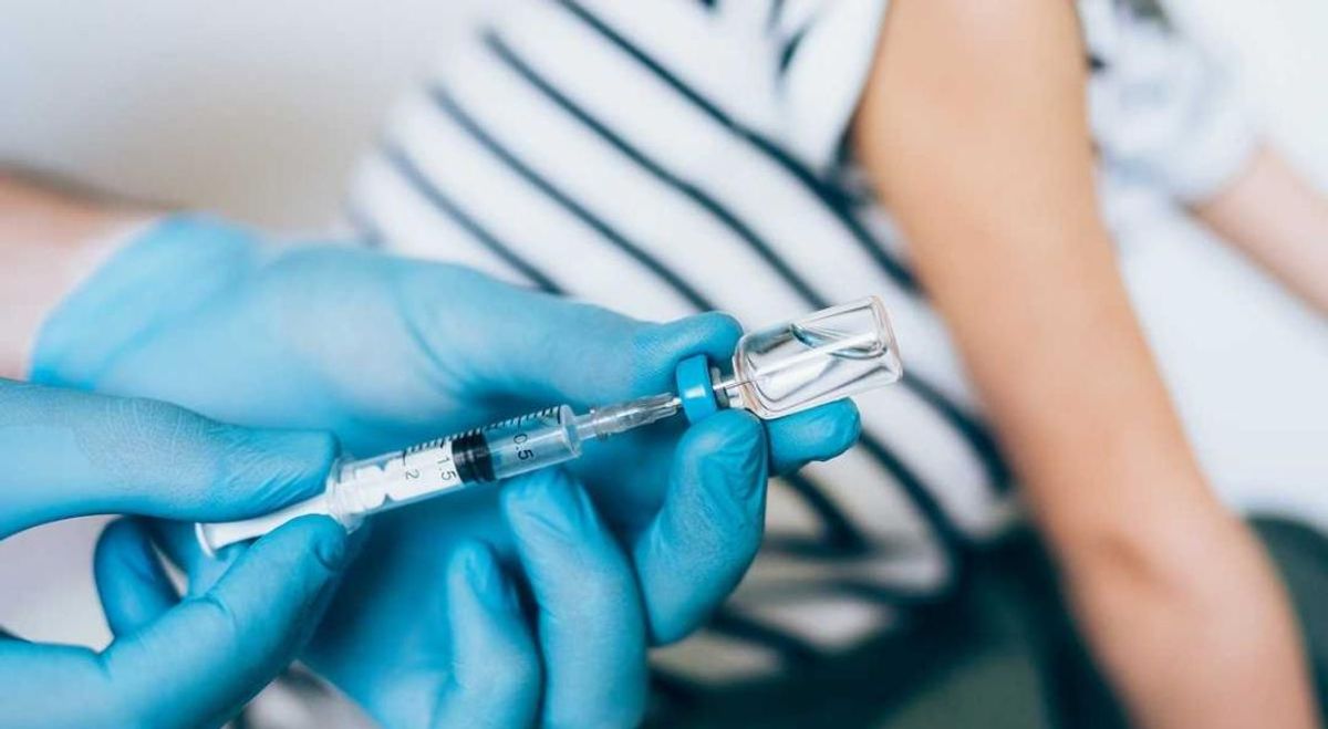 Pfizer y Moderna aumentan el precio de sus vacunas anticovid en Europa, según el Financial Times