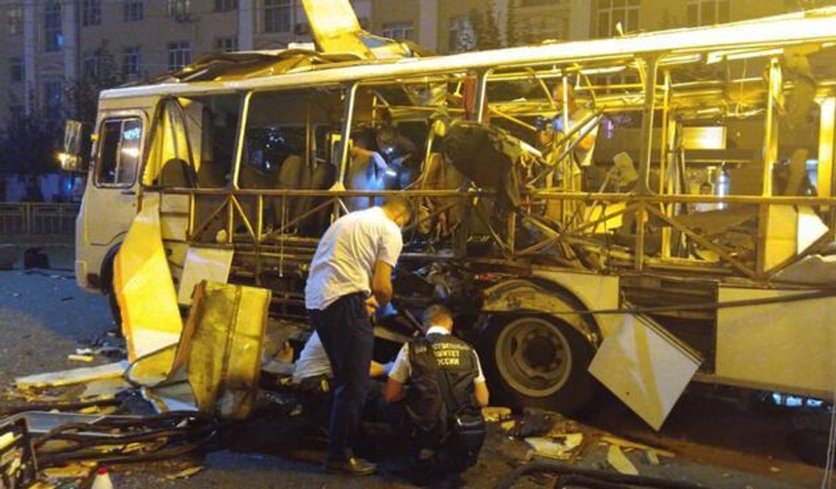 Video: Este es el momento exacto de la explosión de bus en Rusia que dejó 2 muertos y 17 heridos