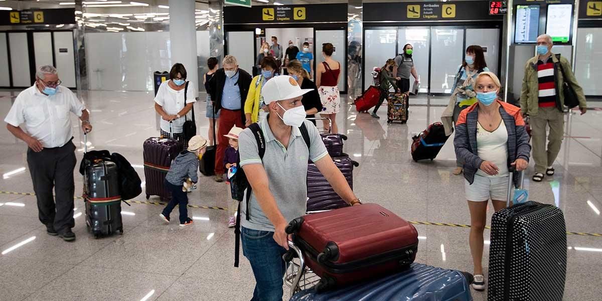 España acaba restricción a viajeros colombianos