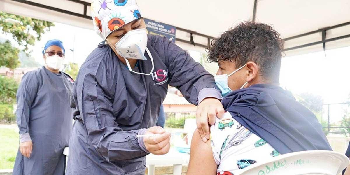 Inició vacunatón para mayores de 15 años en Cundinamarca