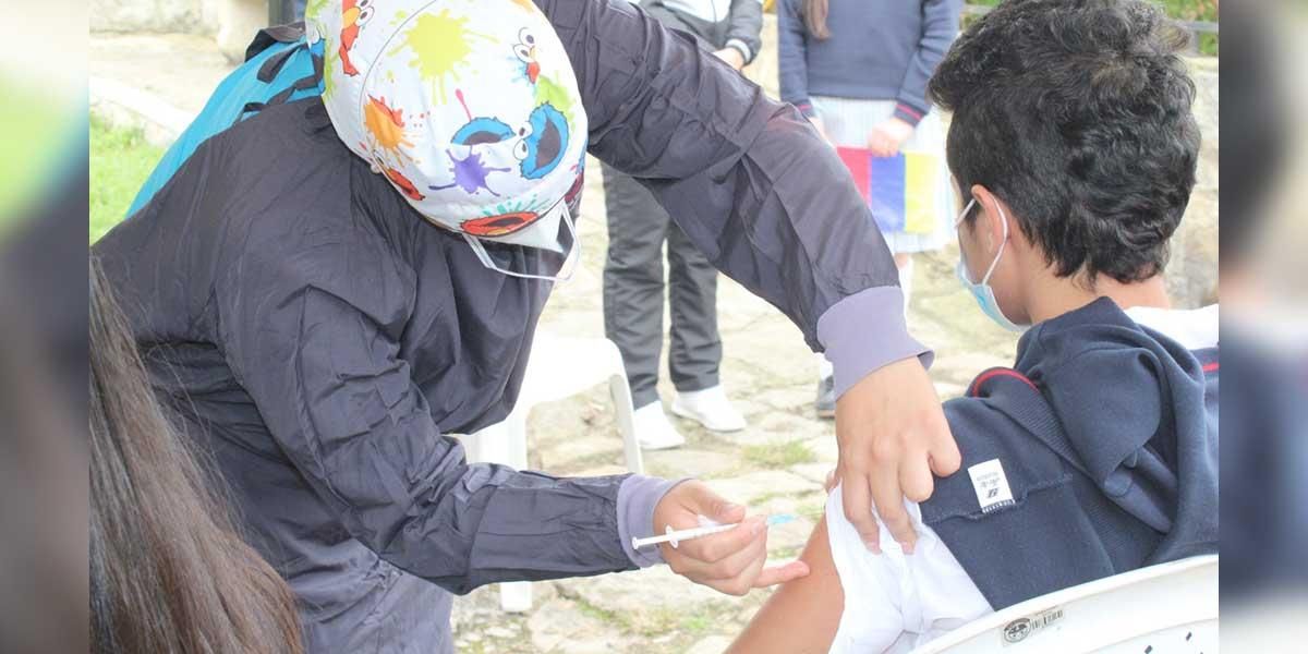 Este sábado iniciará vacunación COVID para mayores de 12 años en Colombia