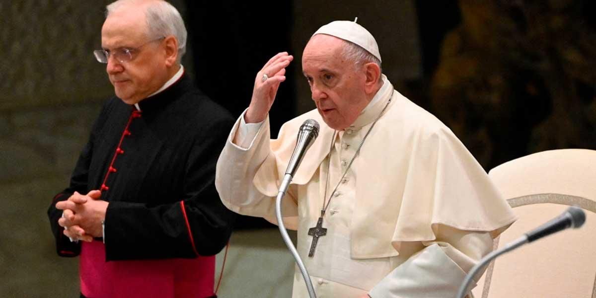 ¿Por qué el papa dice que no se le pasa por la cabeza renunciar al pontificado?