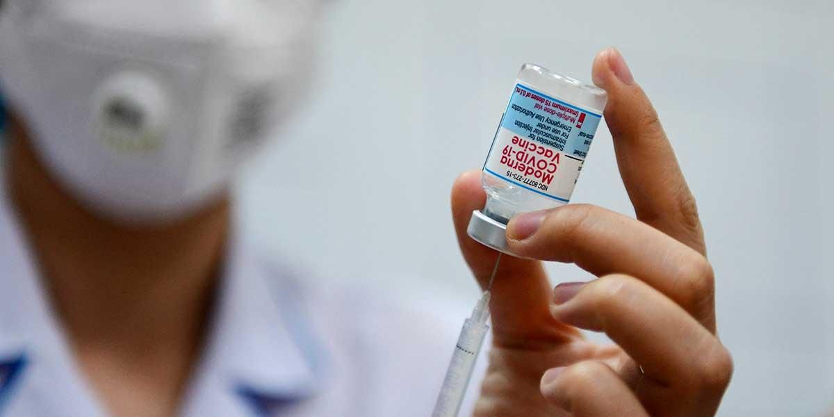 MinSalud libera 332.640 dosis de la vacuna de Moderna