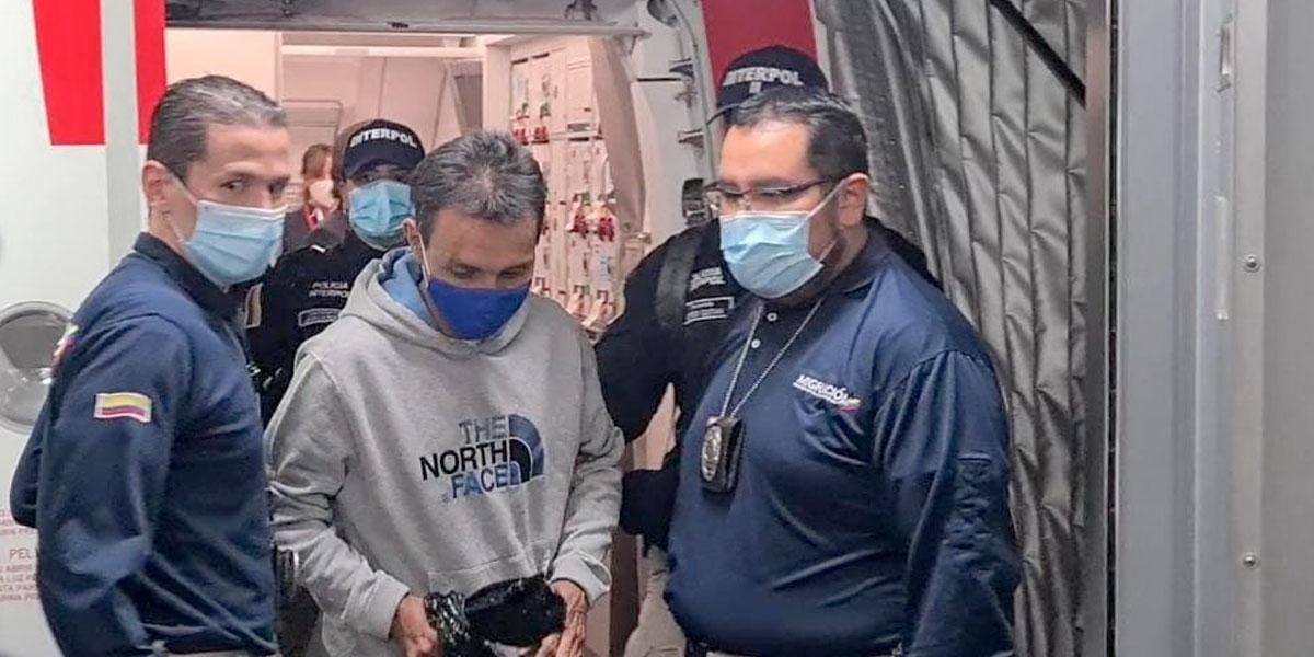 Primeras imágenes de la llegada al país de ‘El Zarco’, extraditado por falsos positivos