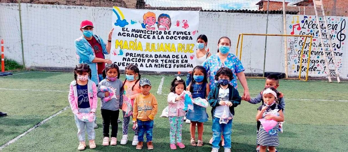 Primera dama entrega más de 50 mil ayudas para la niñez y la población migrante en Nariño