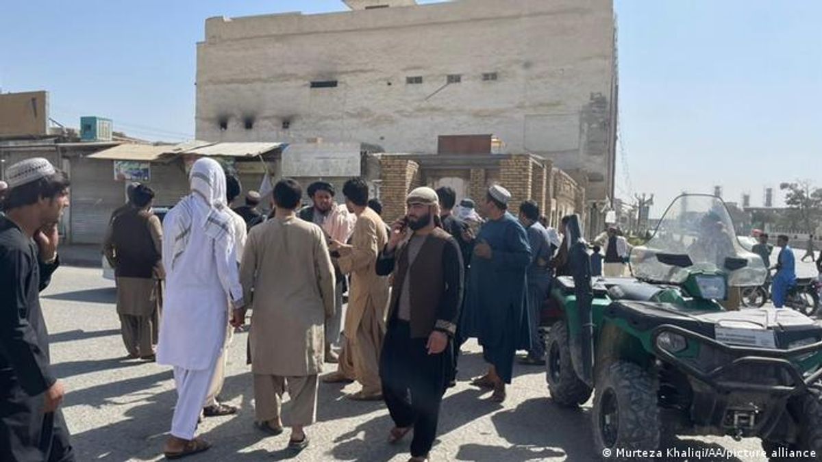 Al menos 32 muertos y 50 heridos en atentado a una mezquita en Afganistán