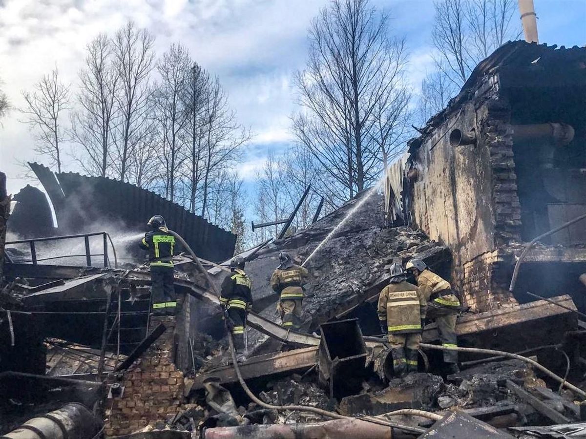 Incendio de una fábrica de explosivos deja al menos 16 muertos en Rusia