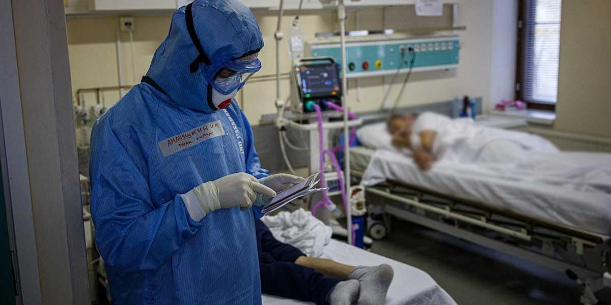 Rusia inicia nueva cuarentena con récord de muertes y contagios por COVID-19