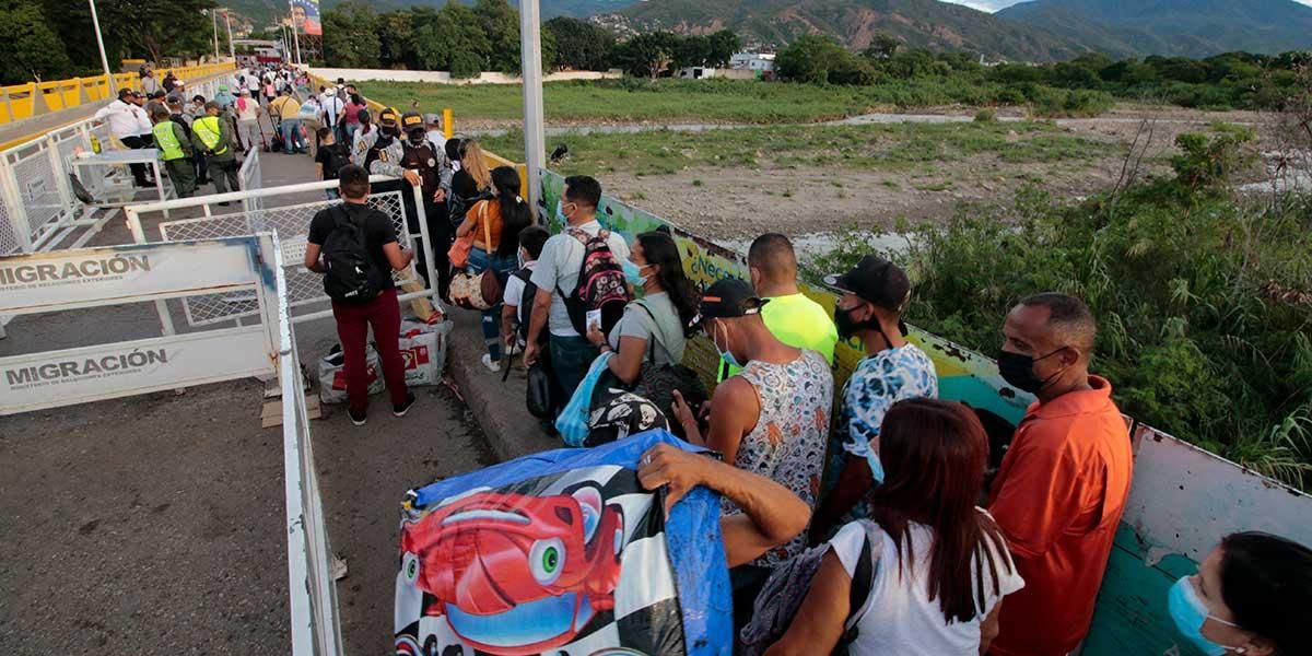 Migración amplió horario de entrada y salida en frontera con Venezuela durante el día sin IVA