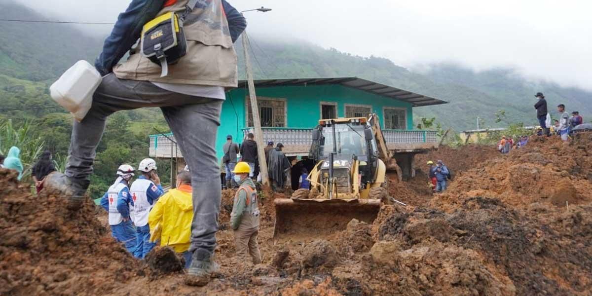 Aumentan a 14 los muertos y al menos a 20 los desaparecidos por deslizamiento en Nariño