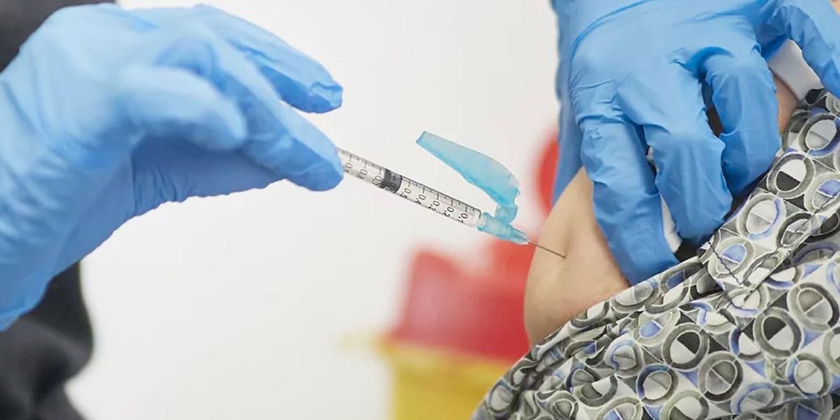 Preparan gran jornada de vacunación contra el COVID-19 en colegios