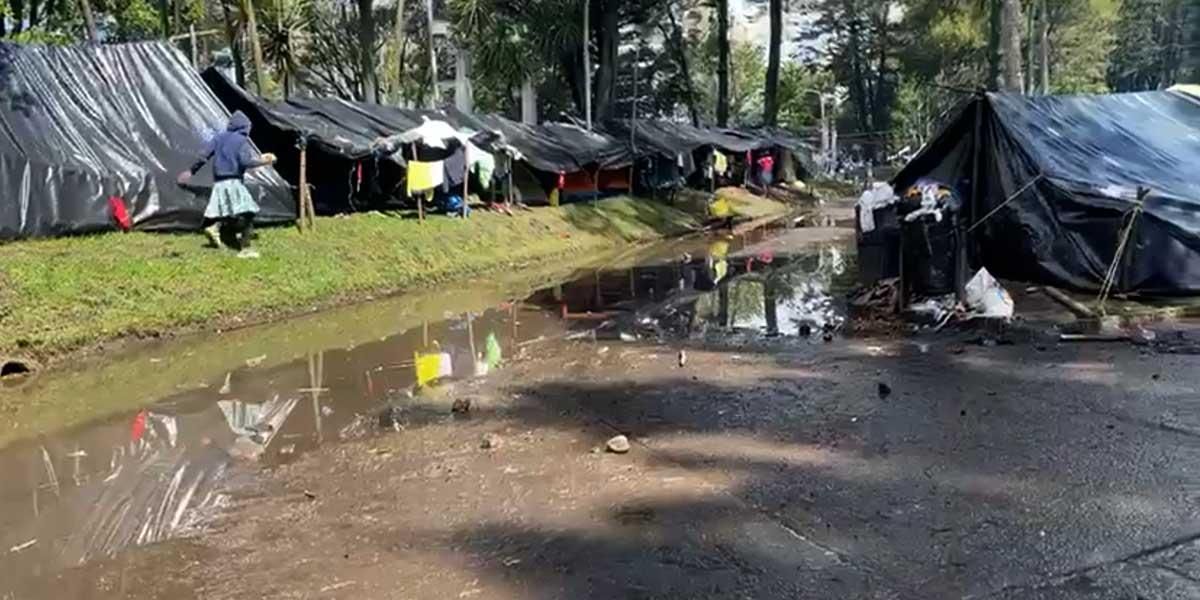 Aguacero inundó cambuches de indígenas en el Parque Nacional de Bogotá