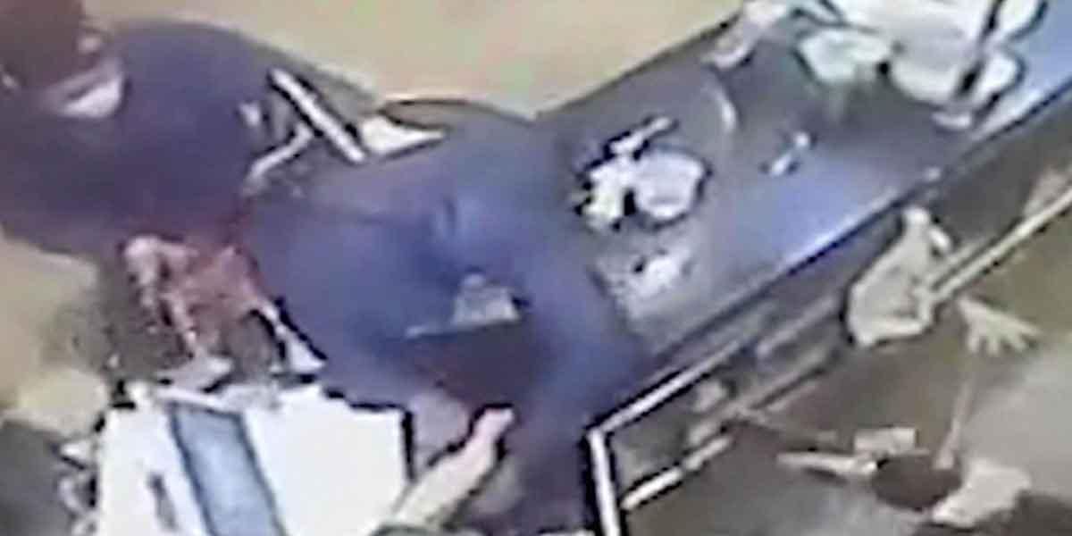 Escalofriante: niño de 14 años dispara en la cara a ladrón en pizzería de EE. UU.