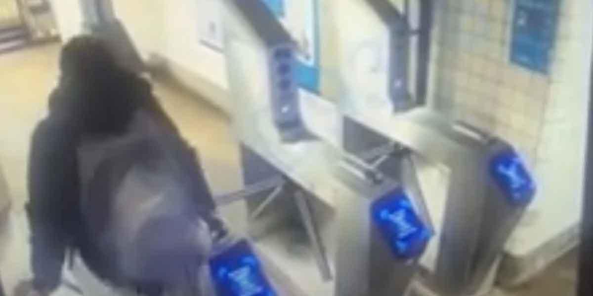 (Video) Hombre se rompió el cuello al saltar por torniquetes del Metro de Nueva York