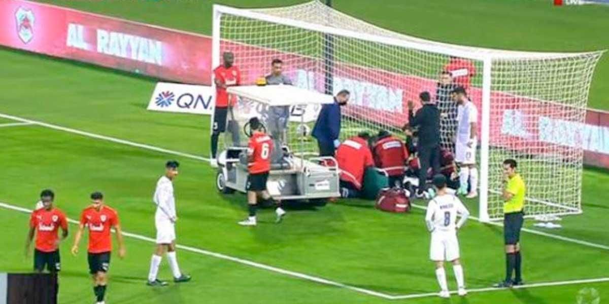 Momentos de angustia se vivió en el partido del Al Rayyan vs. Al Wakra tras desplome de un jugador