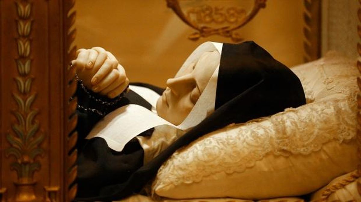 ‘El mayor milagro de la religión en la historia’: Vio 18 veces a la Virgen y su cadáver no se descompuso