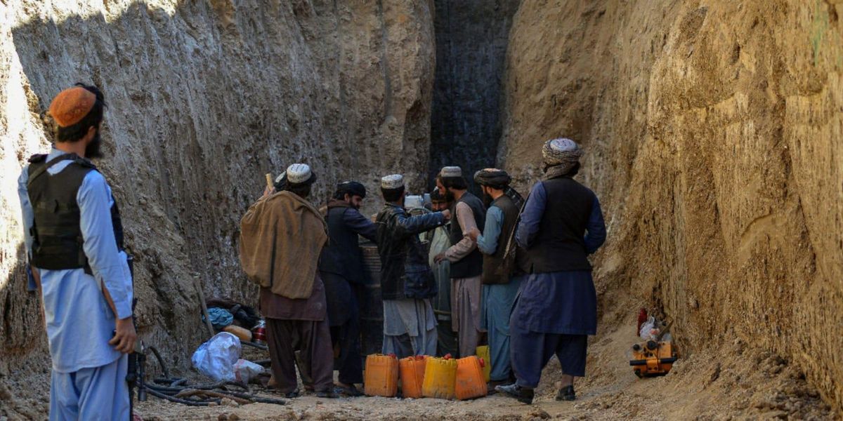 Muere el niño que estuvo atrapado durante tres días en un pozo en Afganistán