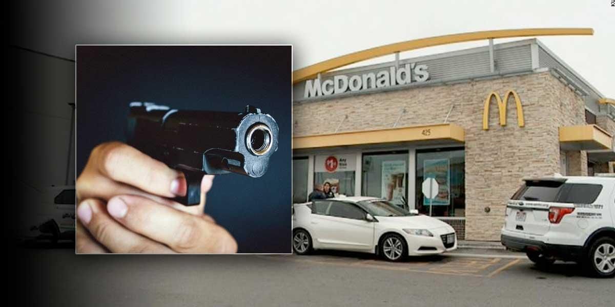 ‘Ordenó’ a su hijo dispararle a policías luego de que ‘le entregaran mal’ un pedido de McDonalds