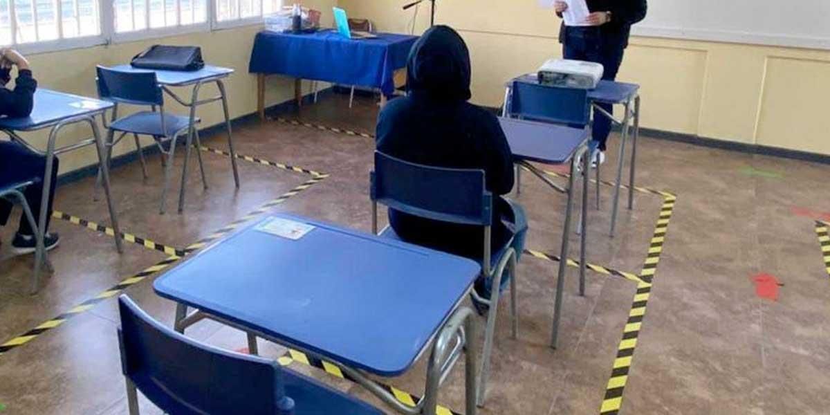 Retiran a docente señalado de abusar de una estudiante en un colegio de Engativá