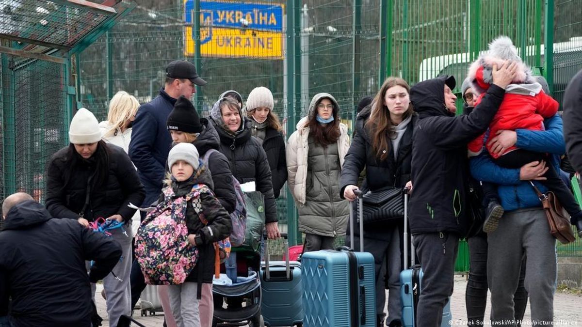 Polonia le abre las puertas a los ucranianos refugiados ¿Cuántos recibiría?