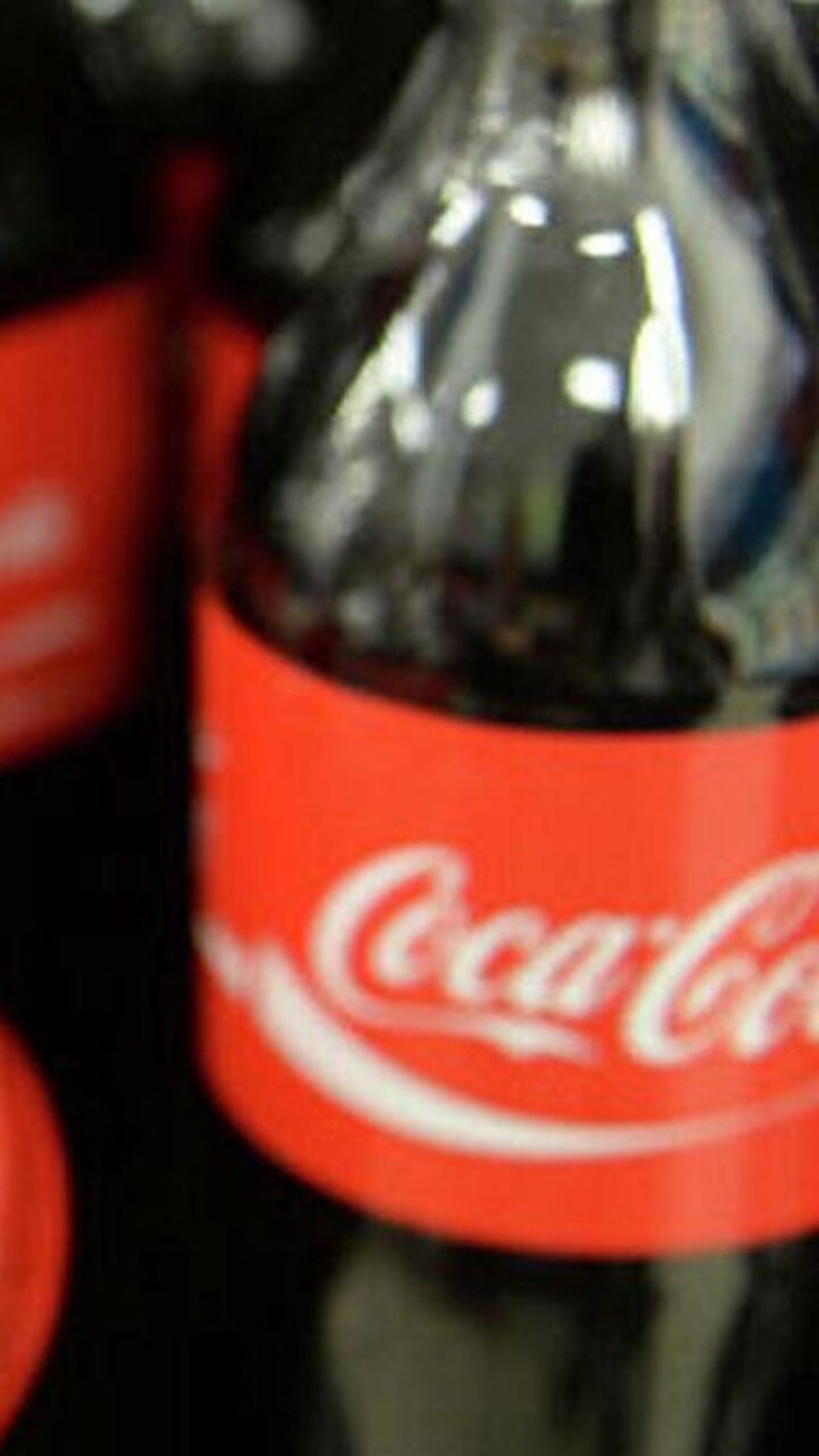 Detectan detergentes en una muestra analizada de Coca-Cola tras casos de intoxicación